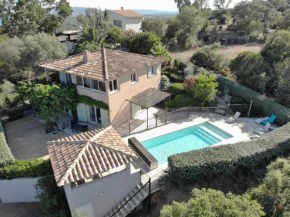 belle villa vue mer avec piscine chauffée 4 chambres - baccalocation